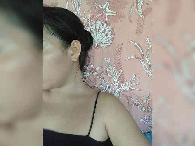 hornylittleprincess69
