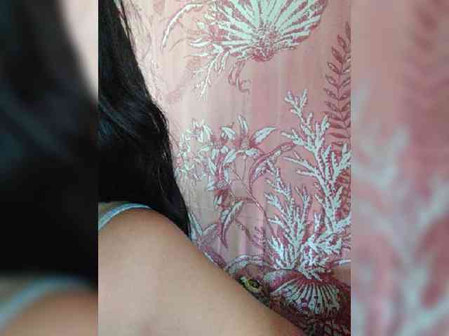 hornylittleprincess69 webcam