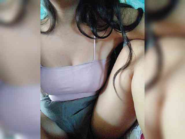hornylittleprincess69 webcam