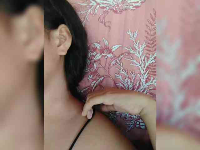 hornylittleprincess69