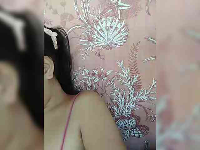 hornylittleprincess69 webcam