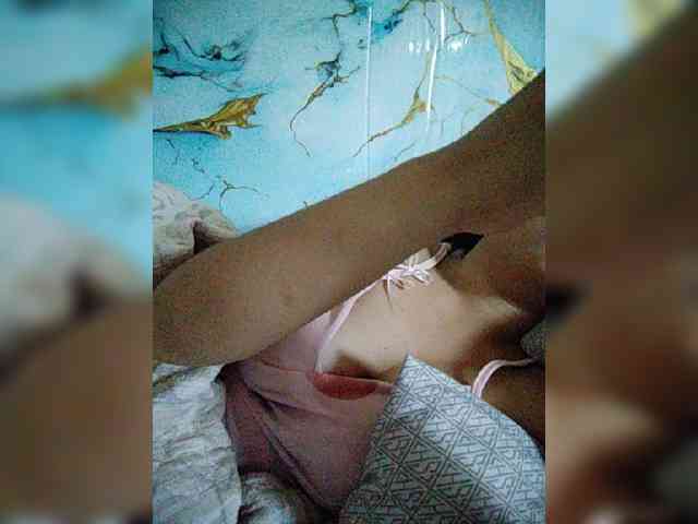 hornylittleprincess69 webcam