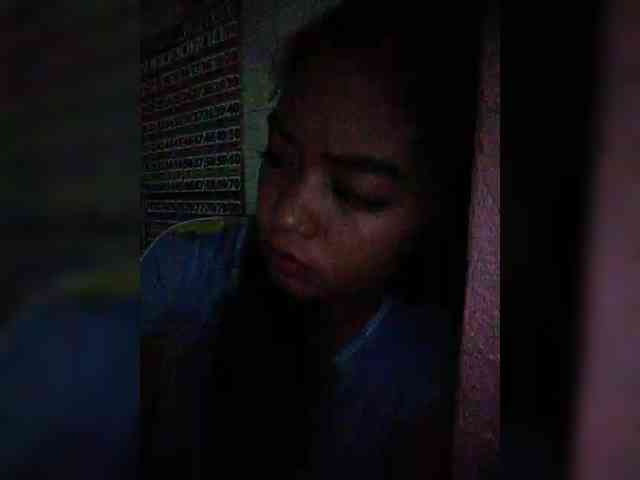 hornylittleprincess69