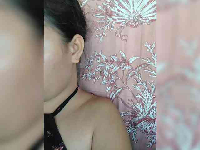 hornylittleprincess69