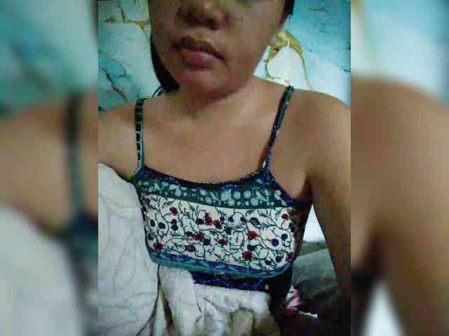 hornylittleprincess69 webcam