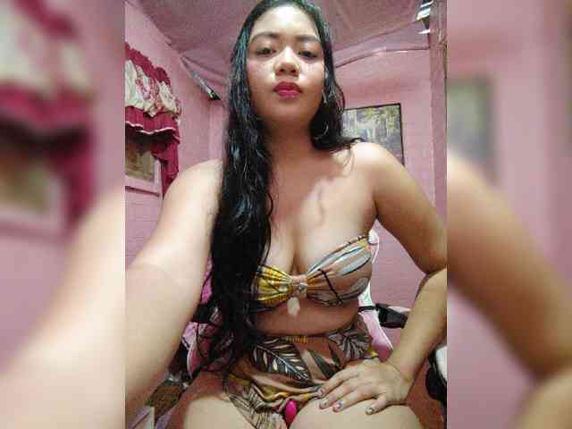 モデル: hornylittleprincess69