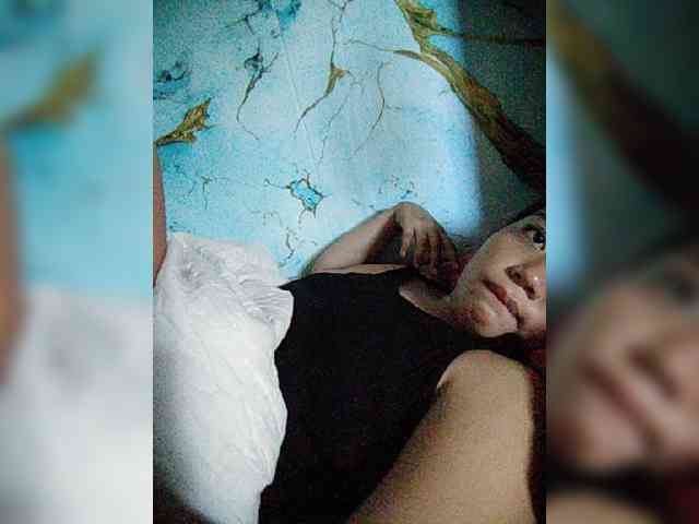 hornylittleprincess69 webcam
