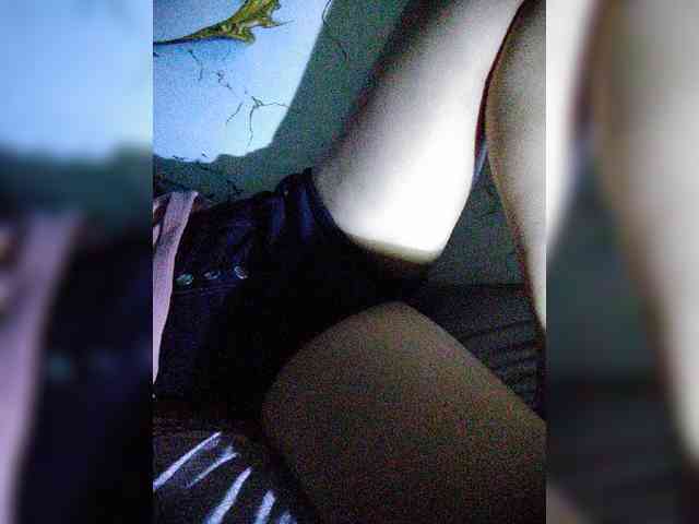hornylittleprincess69 webcam