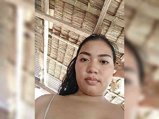 hornylittleprincess69 webcam