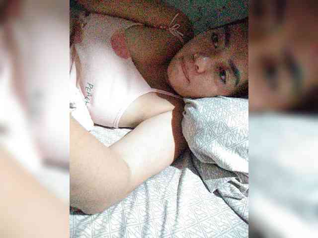 hornylittleprincess69 webcam