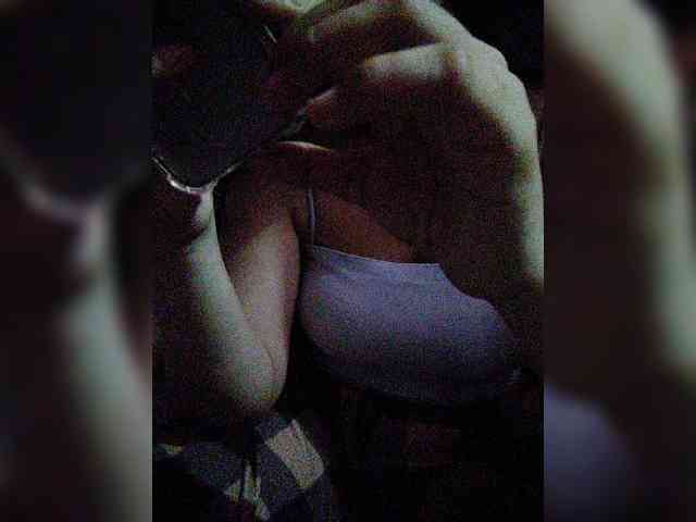 hornylittleprincess69 webcam