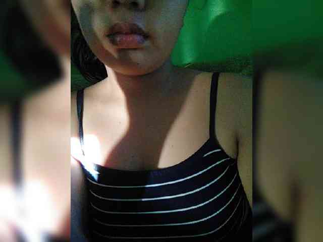 hornylittleprincess69 webcam