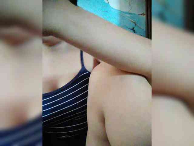 hornylittleprincess69 webcam