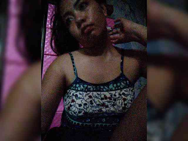 hornylittleprincess69 webcam