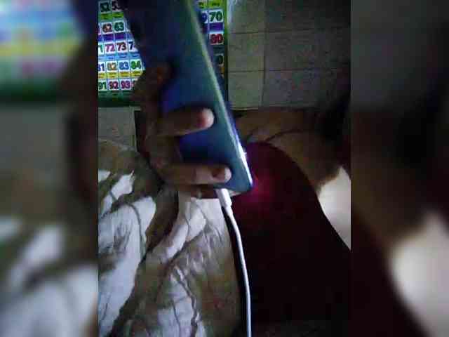hornylittleprincess69 webcam