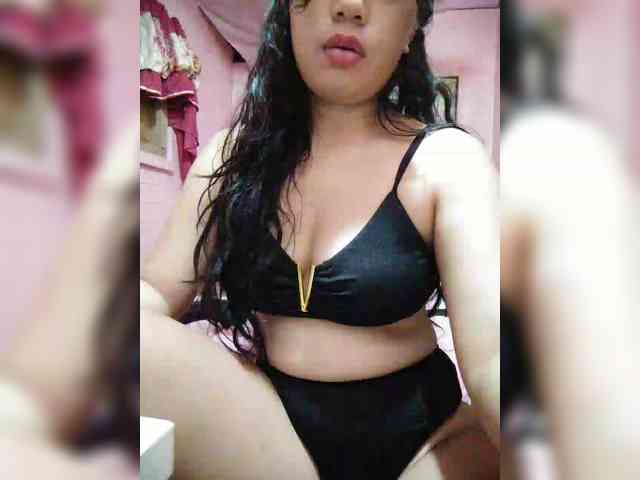 hornylittleprincess69