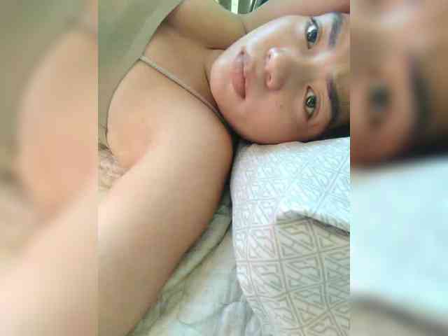 hornylittleprincess69 webcam