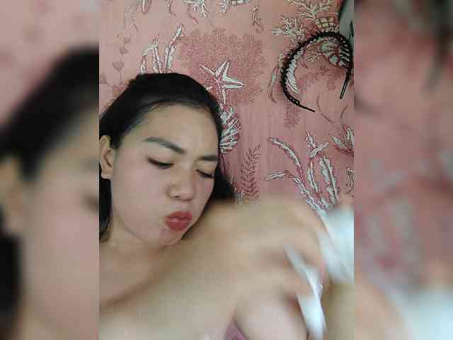 hornylittleprincess69 webcam