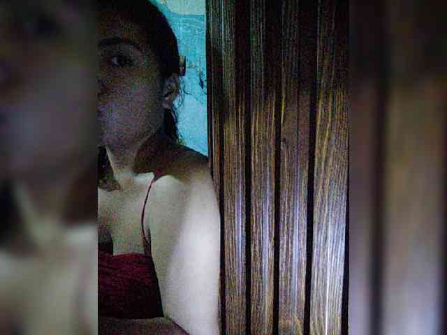 hornylittleprincess69