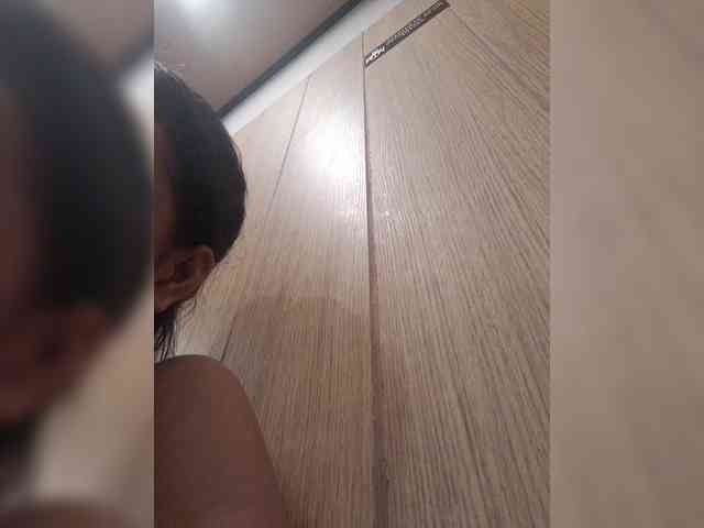 hornylittleprincess69