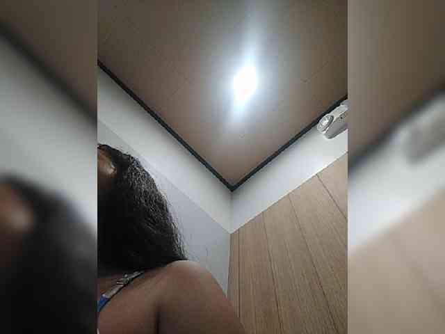 hornylittleprincess69 webcam