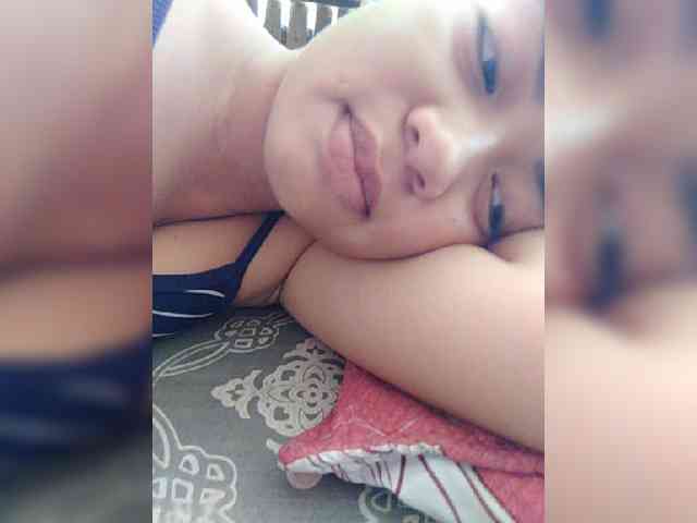 hornylittleprincess69 webcam