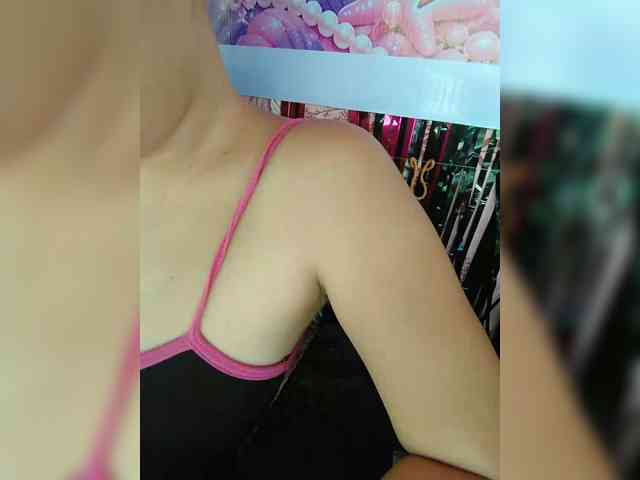 hornylittleprincess69 webcam