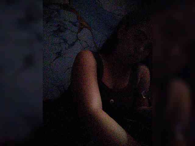 hornylittleprincess69