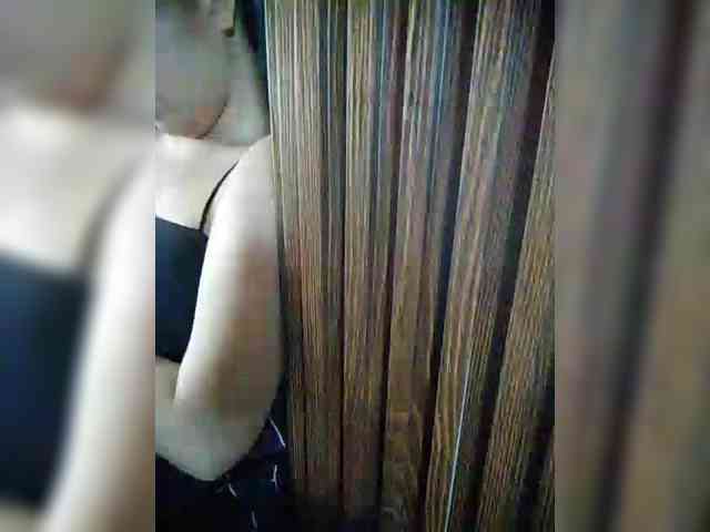 hornylittleprincess69 webcam