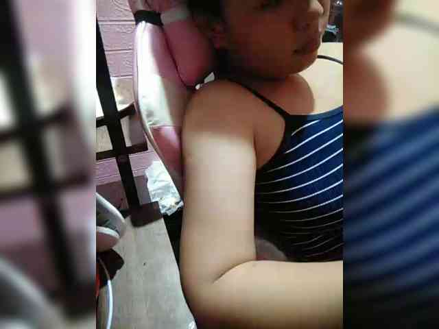 hornylittleprincess69 webcam