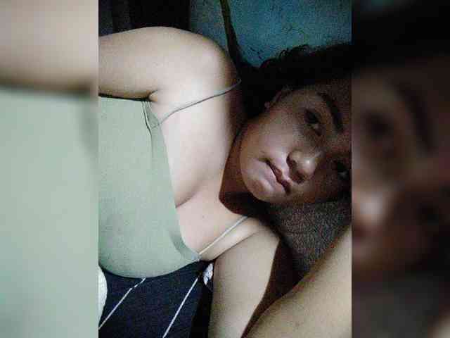 hornylittleprincess69 webcam