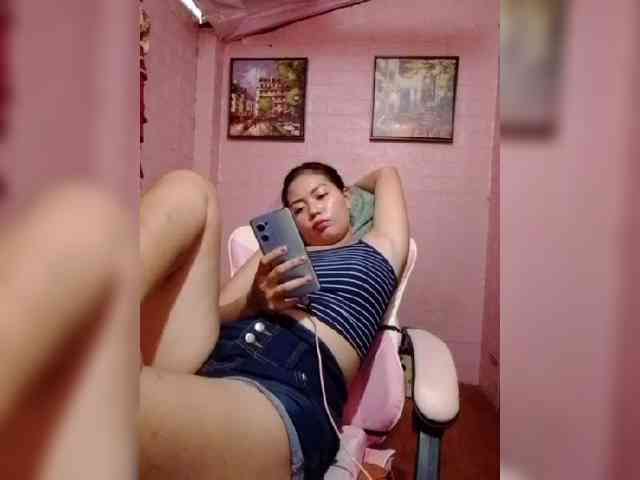 hornylittleprincess69 webcam
