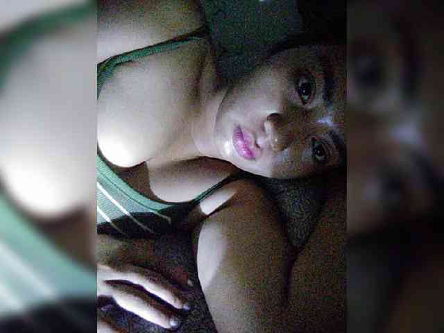 hornylittleprincess69 webcam