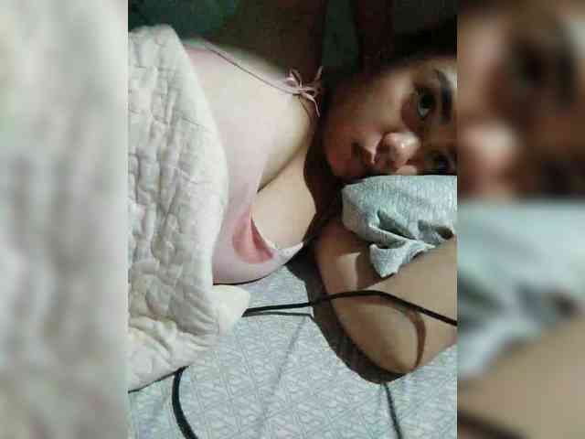 hornylittleprincess69 webcam