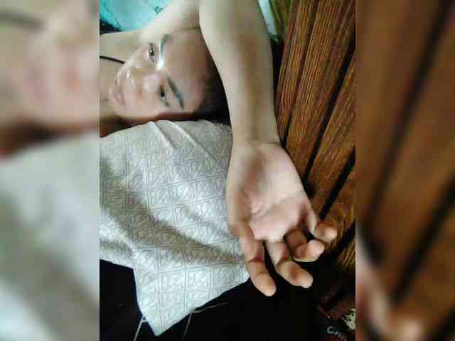 hornylittleprincess69 webcam