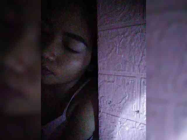 hornylittleprincess69