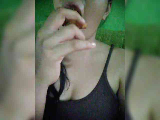 hornylittleprincess69