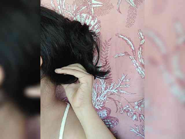 hornylittleprincess69 webcam