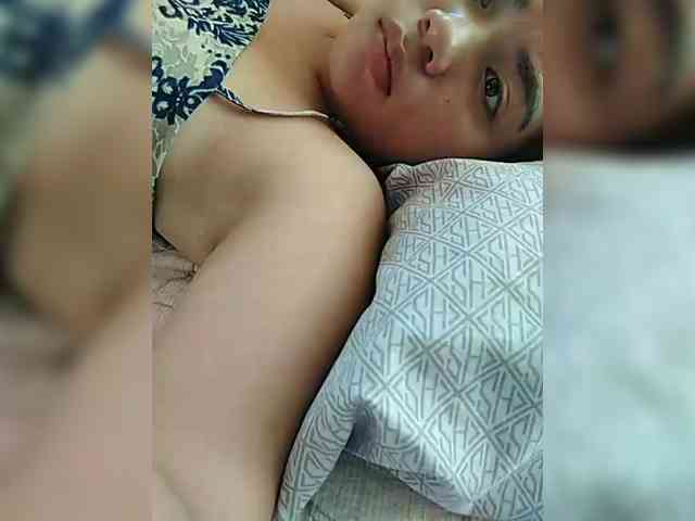 hornylittleprincess69 webcam