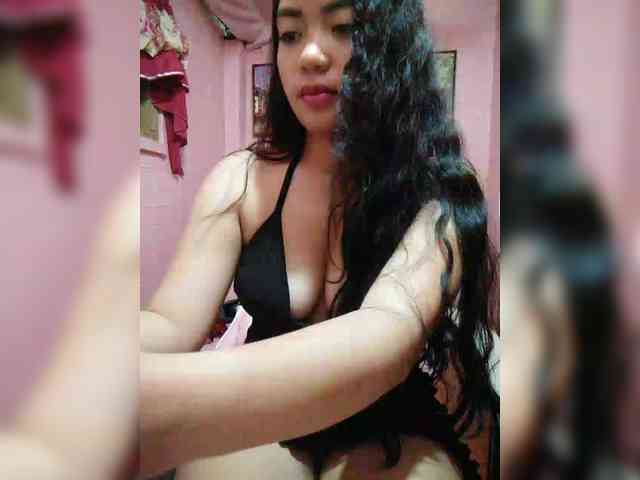 hornylittleprincess69's live room
