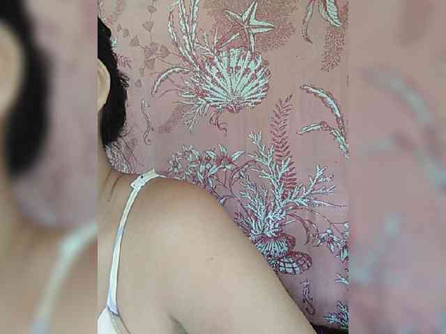 hornylittleprincess69 webcam