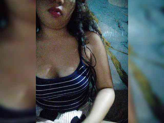 hornylittleprincess69 webcam