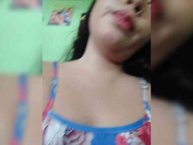 hornylittleprincess69 webcam