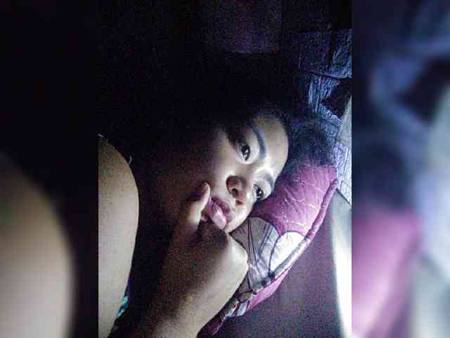 hornylittleprincess69 webcam