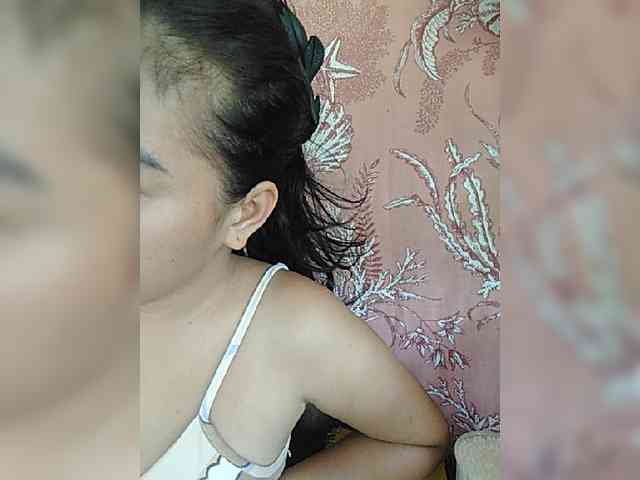 hornylittleprincess69 webcam