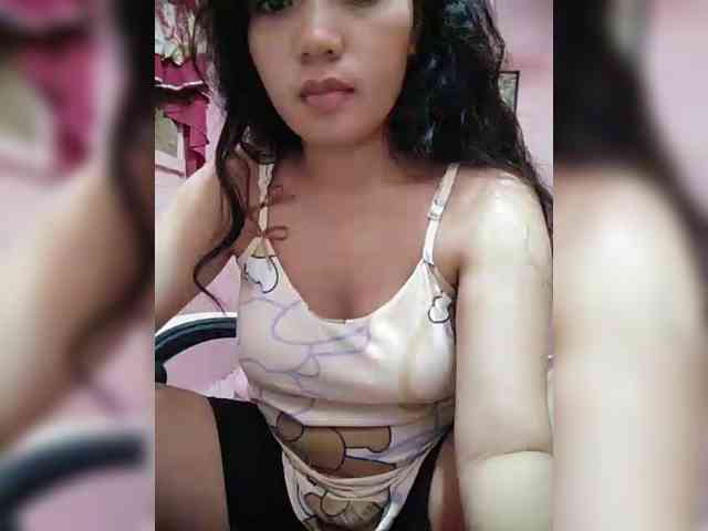 hornylittleprincess69