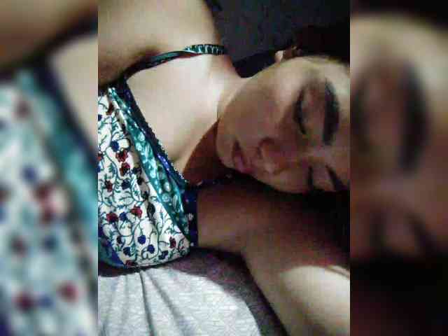 hornylittleprincess69 webcam