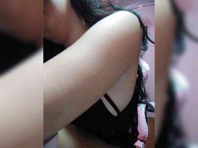 hornylittleprincess69 webcam