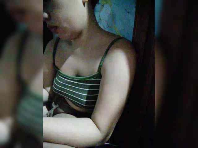 hornylittleprincess69 webcam