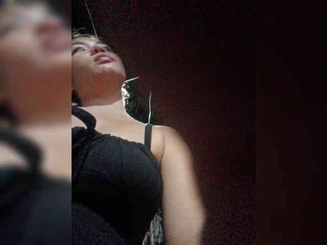 hornylittleprincess69 webcam